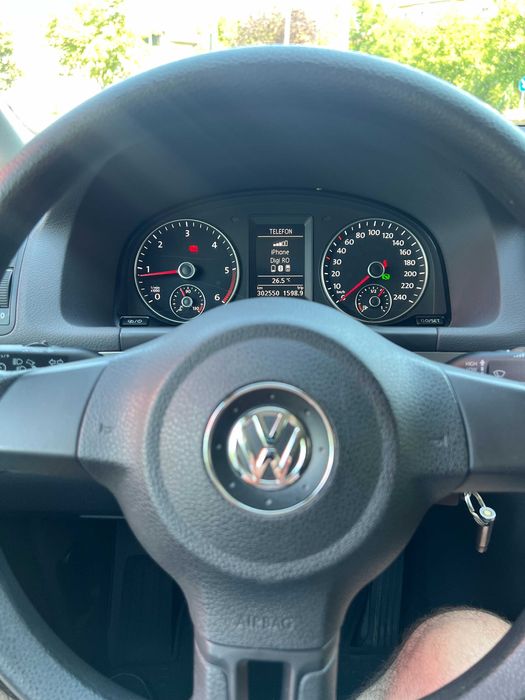 Vând VW Touran,an fabricatie 2014,motorizare 1.6 TDI