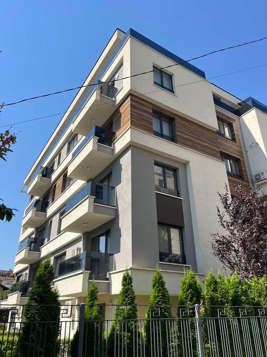 Продава се Двустаен апартамент в София, Изгрев - 92 кв.м за 9 €/кв.м - Снимка #9