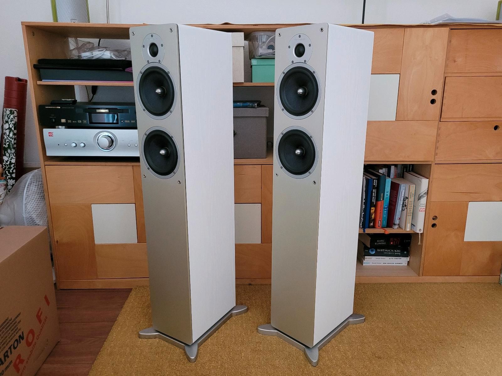 Продавам Cambridge Audio Sirocco S70