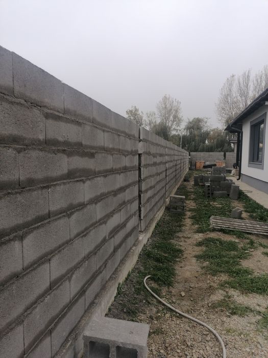 Imprejmuire teren/zidarie constructi