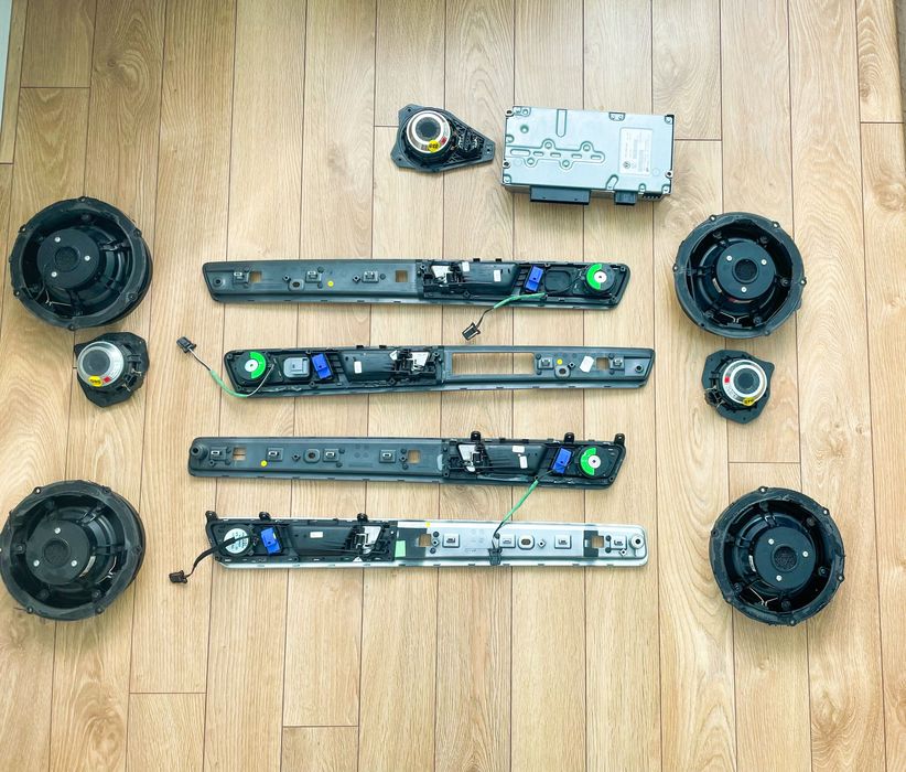Dynaudio колони и усилвател за VW Touareg 2010 - 2017