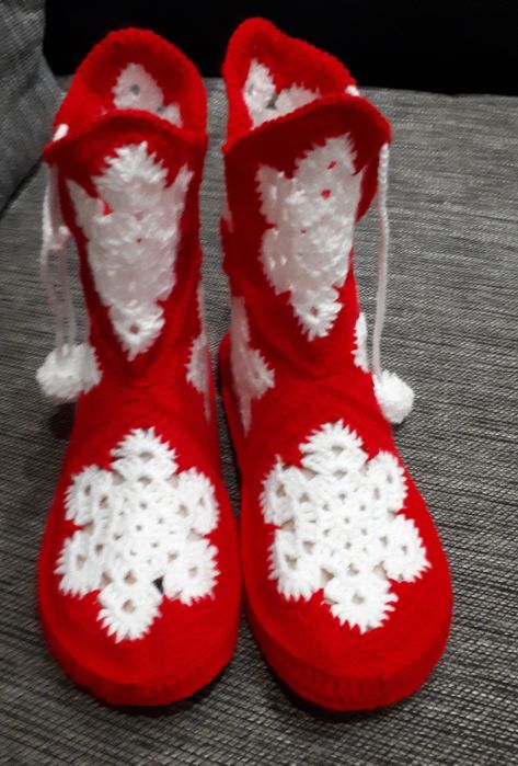 Дамски боти-домашни