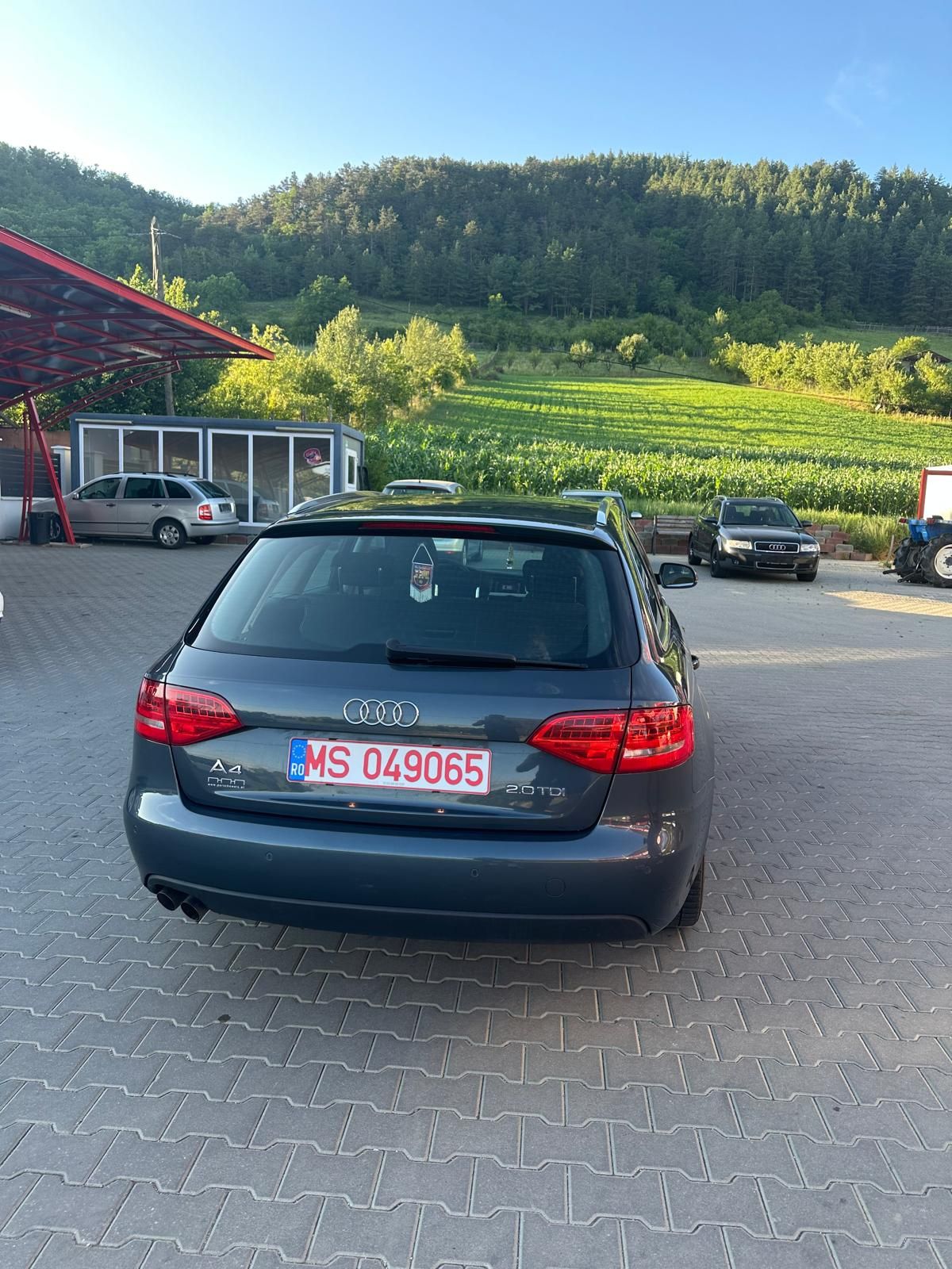 Vand Audi A4 B8 2010