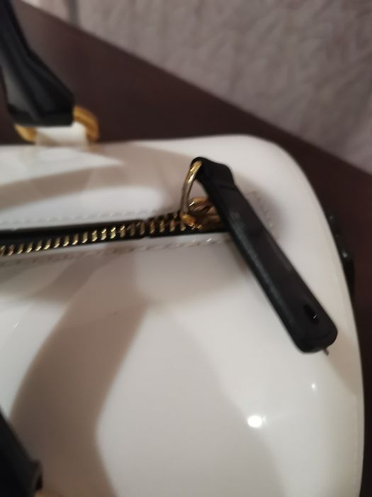Чанта Furla еко лак бяла