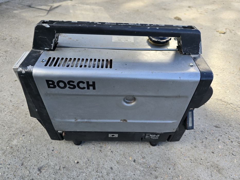 Generator Bosch G900 101