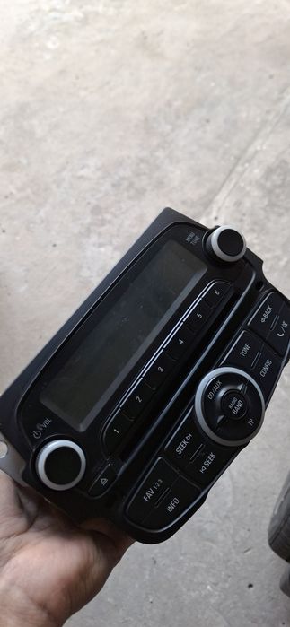 Продам магнитолу от спарка 4 позиции.состояние хорошое.фото реалное