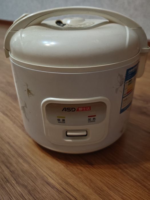 Продаётся рисоварка