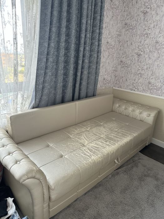 Продам диван (раскладной)