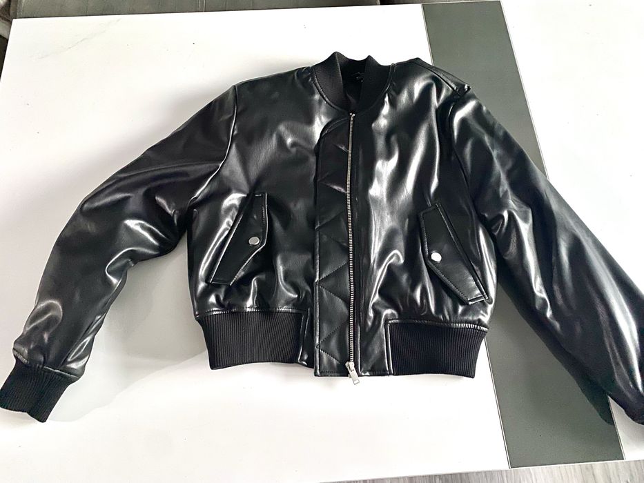 Кожено преходно яке HM