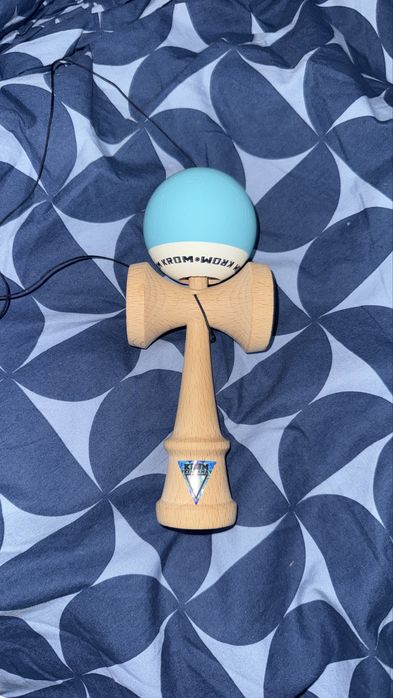 Kendama krom pop blue