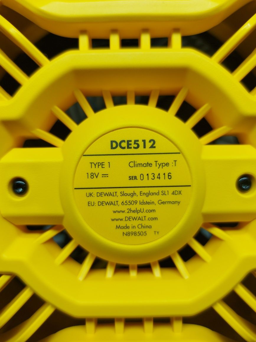Мощен акумулаторен вентилатор DEWALT DCE512N