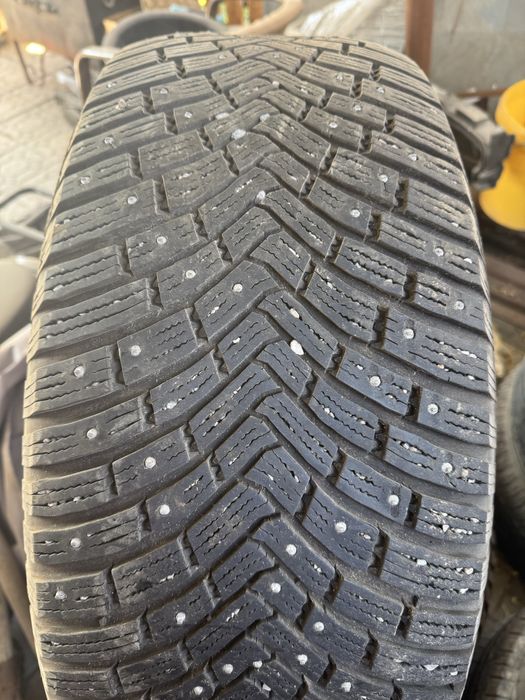 285 60 R 18 Зимняя резина Continental Ice Contact 3