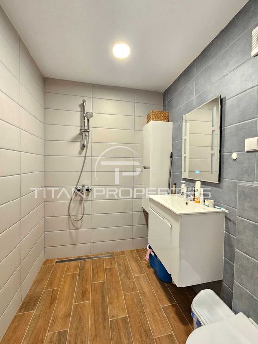 Двустаен обзаведен апартамент в Кючук Париж