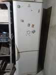 Холодильник indesit