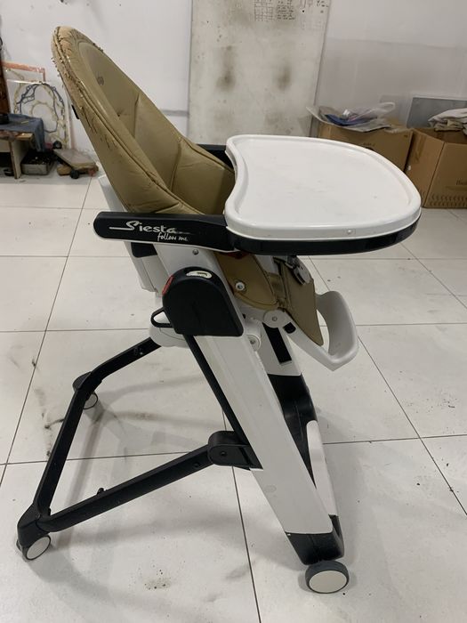 Продам столик для малиша