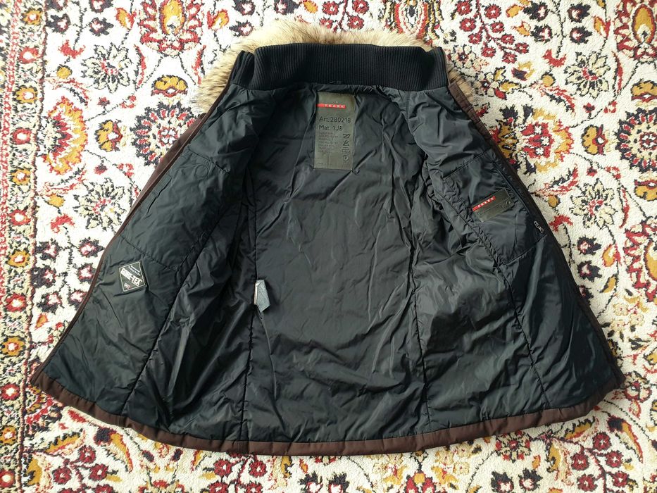 Jet Set ново ски яке с естествен косъм 1 S Prada Gore-Tex M S