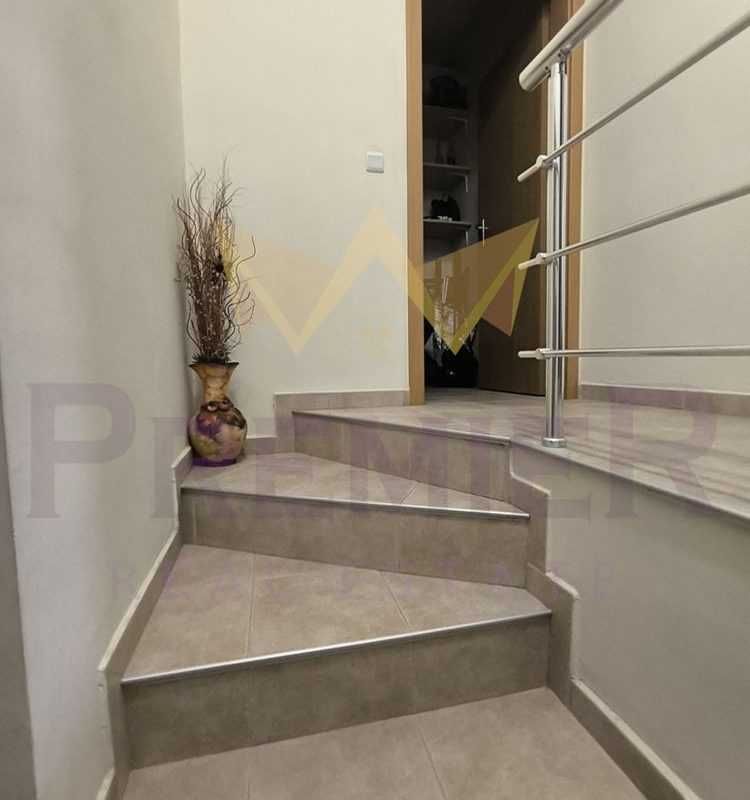Продава се Тристаен апартамент в Варна, Аспарухово - 71 кв.м за 1127 €/кв.м - Снимка #8