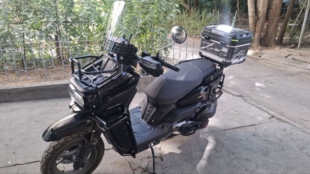 Продаётся скутер Tank Ciber full competition
