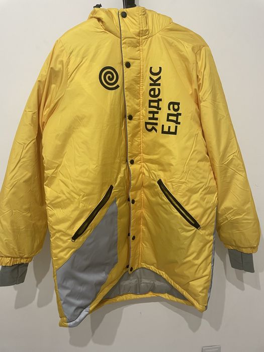 Зимняя куртка яндекс еда новая Л