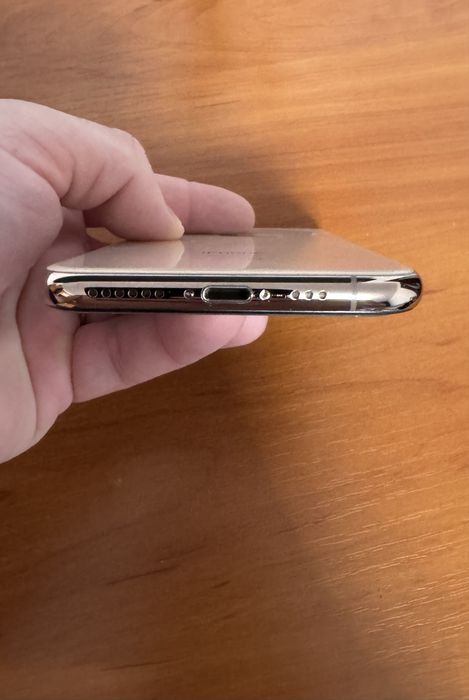 Iphone xs liber de retea!
