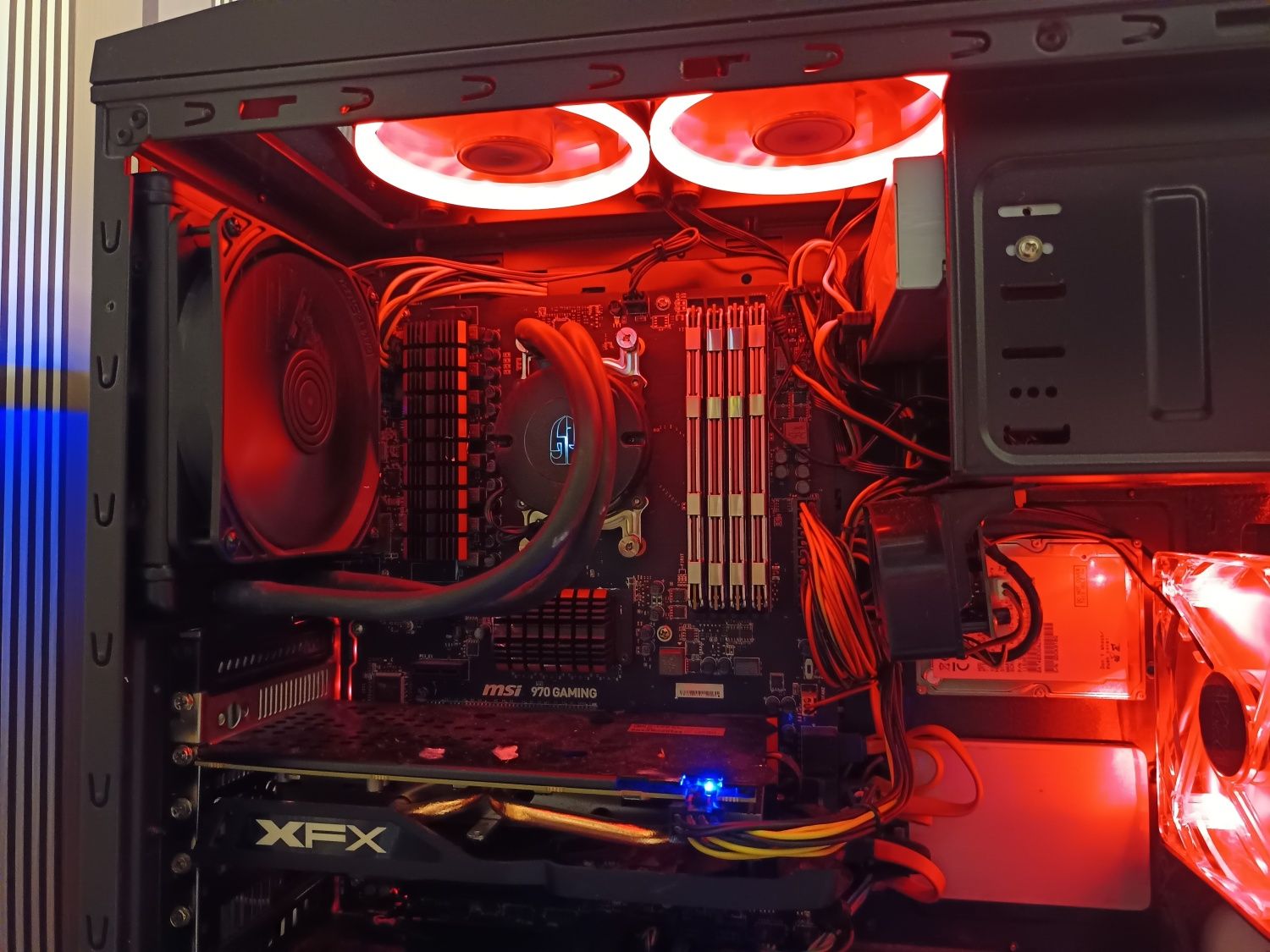 Компютър AMD FX-8320, MSI 970 GAMMING, 32gb DDR3 , AMD RX 570 8GB