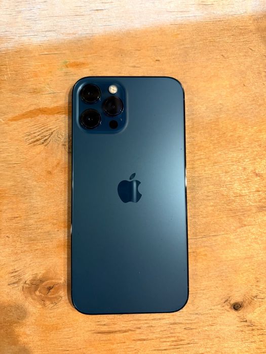 Продам iphone 12 pro max 256gb