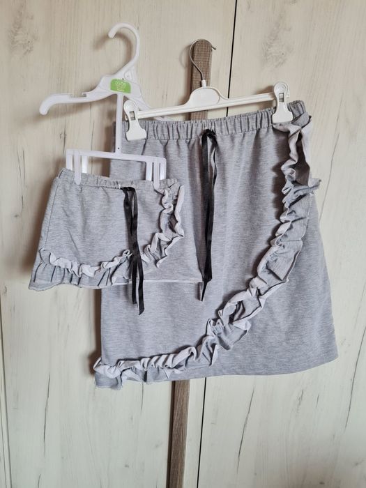 Еднакъв комплект за мама и бебе пола и тениска