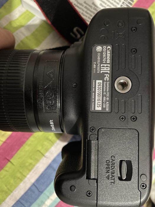 Aparat foto Canon EOS 4000 D