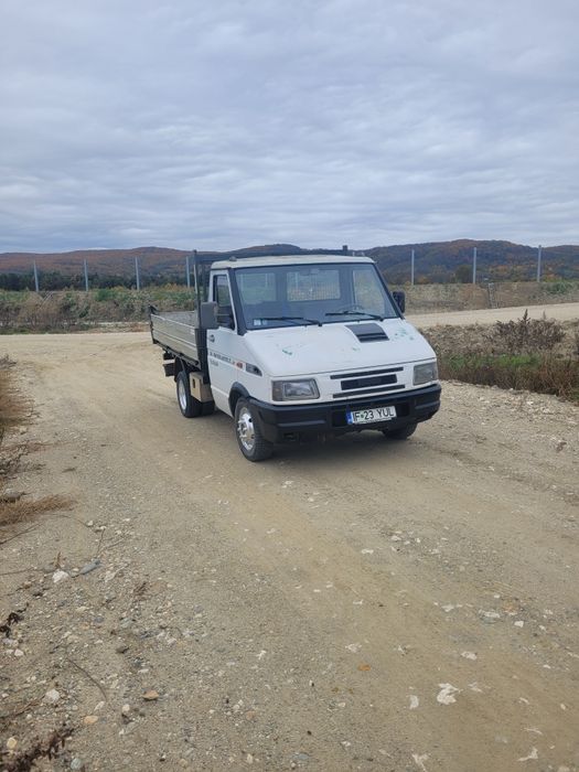 Vând iveco basculabil variante