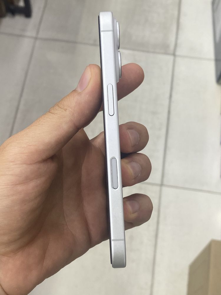 iPhone 16 128gb