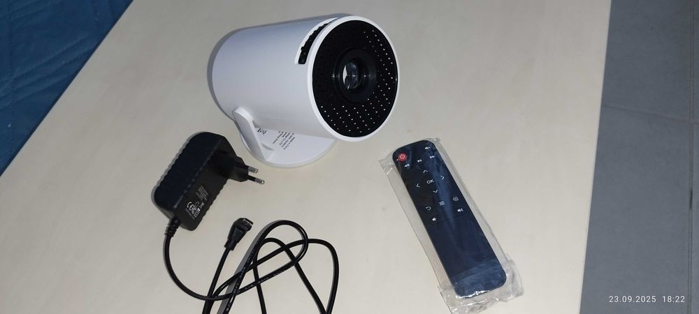 Видео LED Прожектор
