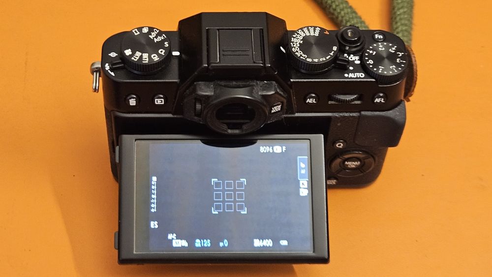 Vând body Fujifilm X-T20