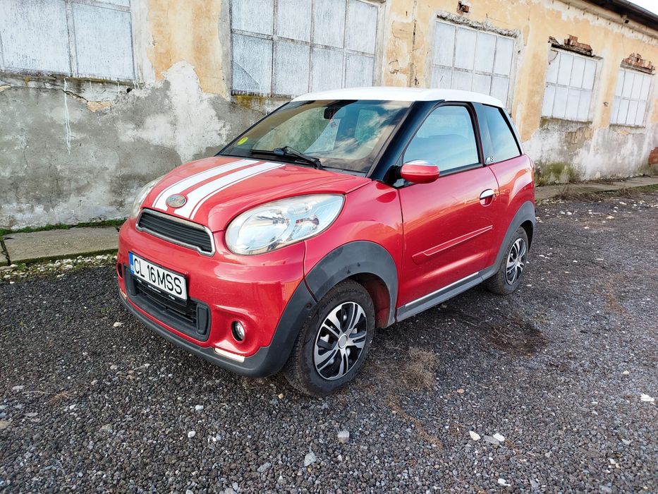 Masina 16 ani Microcar M8