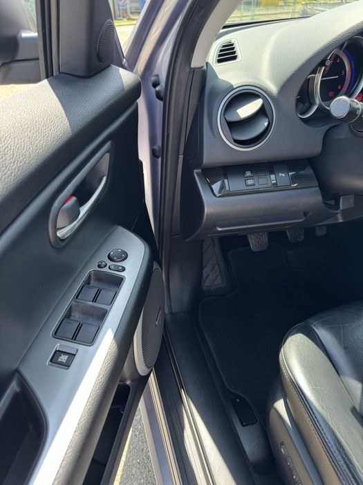 Mazda 6 limuzina piele
