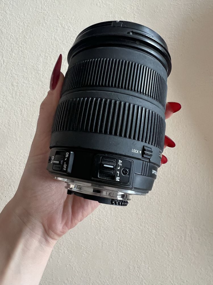 Obiectiv Sigma DC 18-200mm f/3.5-6.3 OS HSM lens