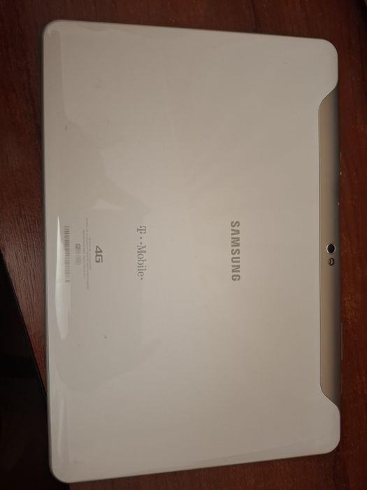 Vând tableta samsung