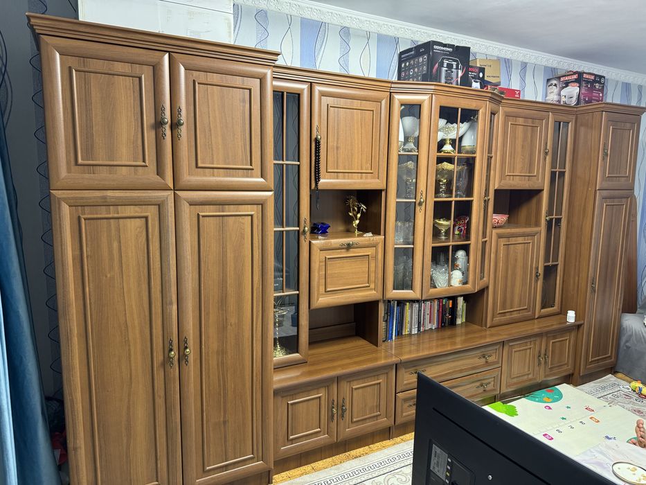 Стенка шкаф в отличном состоянии