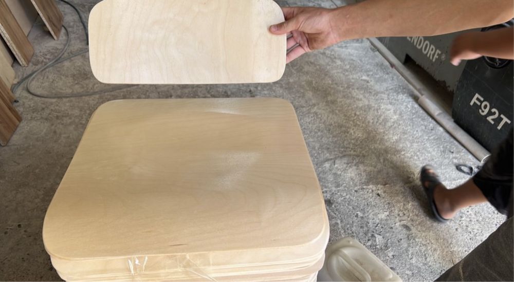 Спинка.Сидушка. из фанеры для школьный стульев