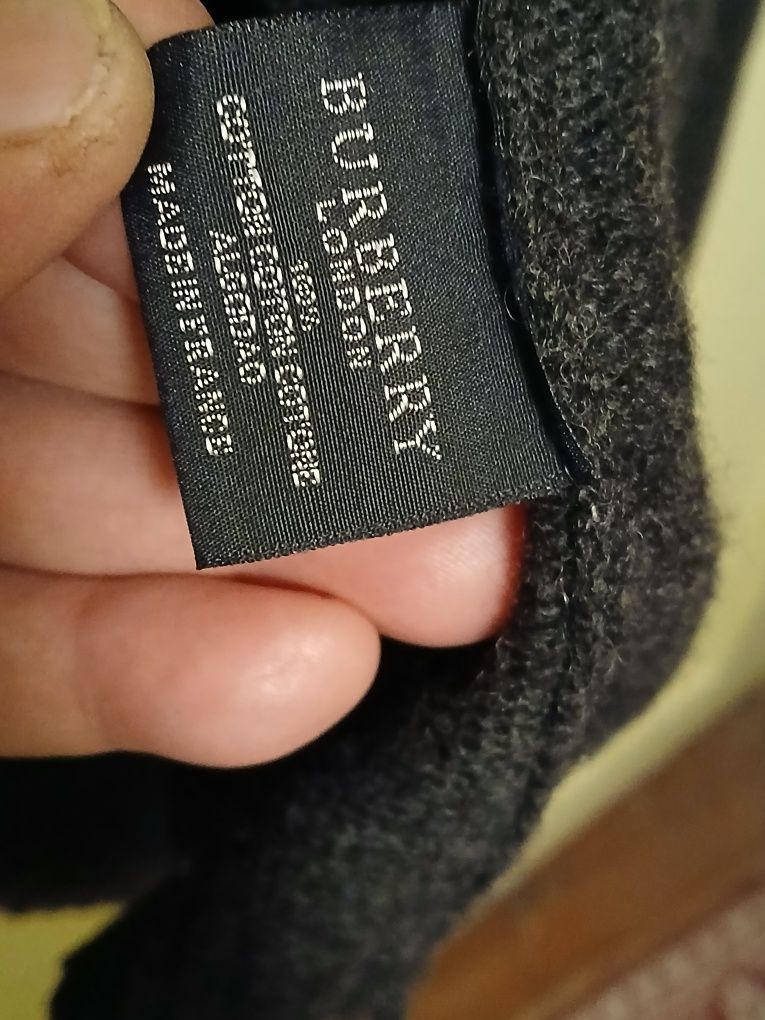 Мъжки жилетки Burberry и Paul &Shark.