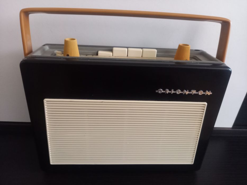 Radio vechi de colectie