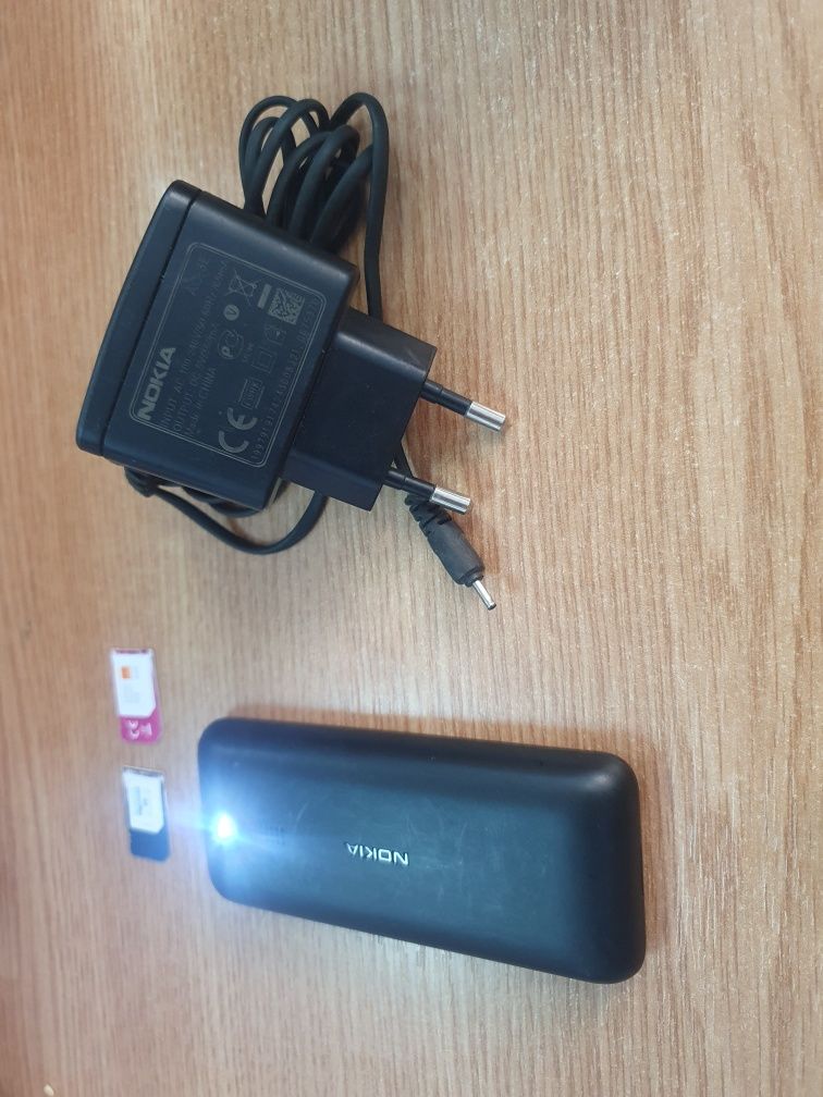 Nokia 130 RM-1035 lcd color ca nou butoane seniori necodat taste negru