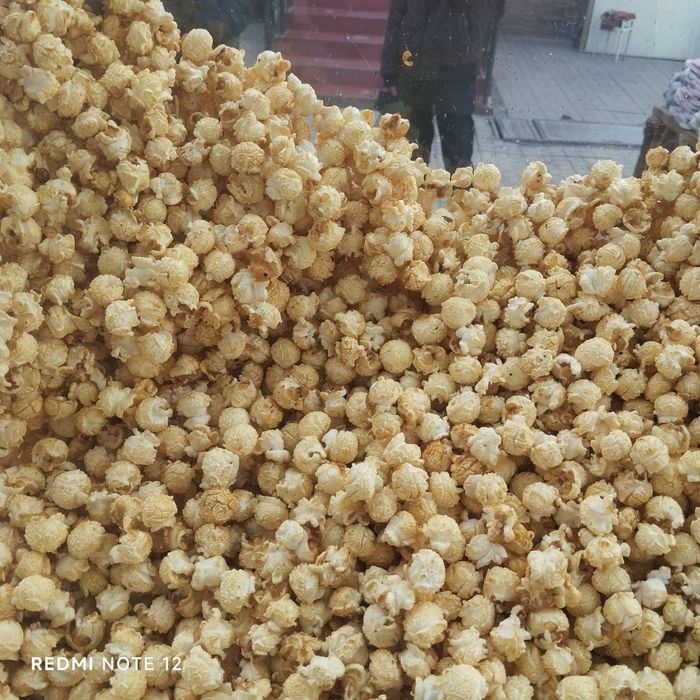 Popkorn dumaloq va kapalak sorti bor
