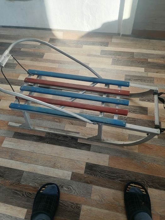 Продам санки алюминиевые