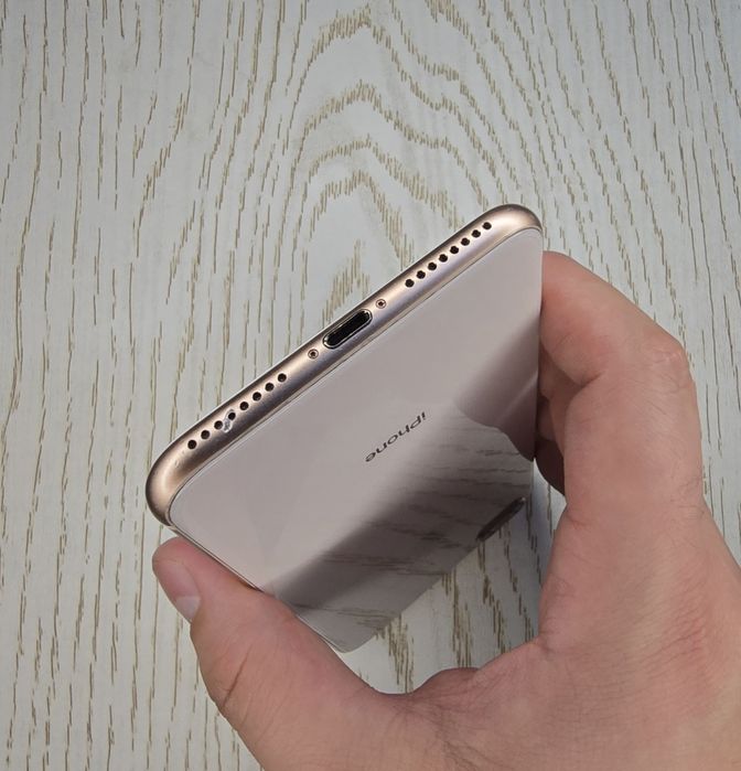 iPhone  8 Plus 64 gb