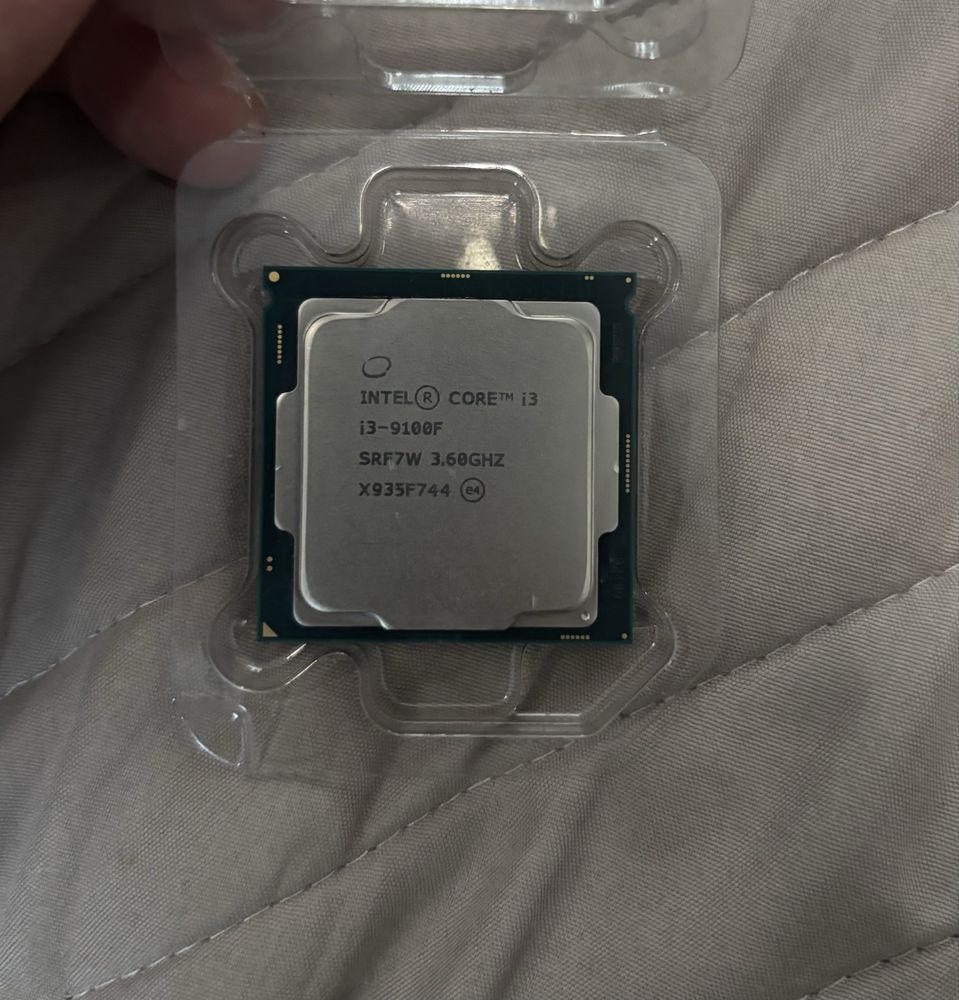 Intel core i3 9100f продам