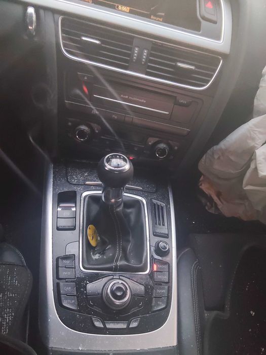 Dezmembrez audi a5 2.0 tdi euro 5