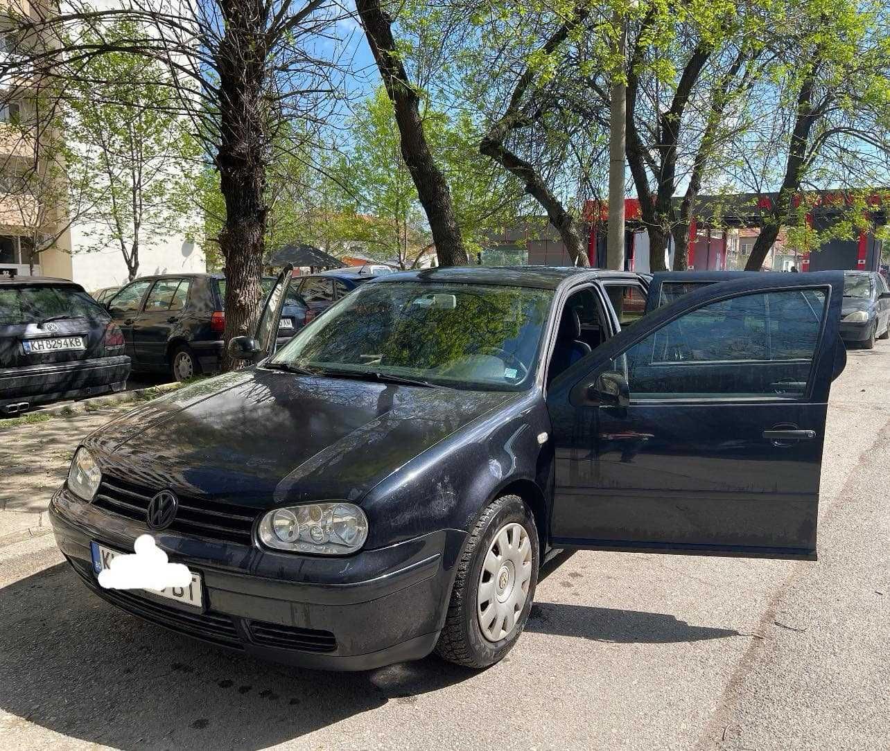 Продавам VW Golf 4 – 1.9 TDI - черен металик