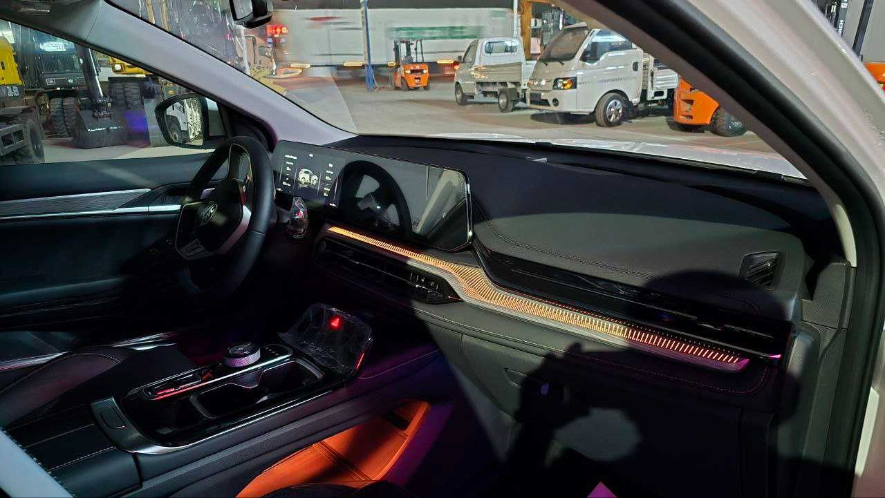 JAC JS6 1,5 турбо / робот КПП  / кафолат 150,000 км