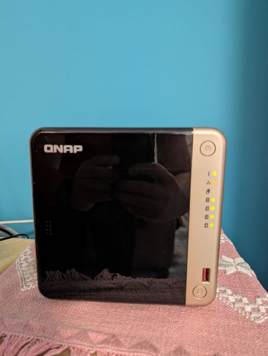 NAS - Network Attached Storage Qnap TS-464 + 2 HDD 8TB IronWolf Pro