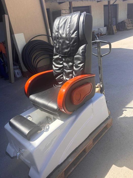 Scaun pedichiura cu conectare la apa